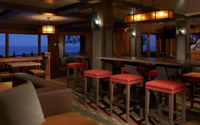 Sunnyside Restaurant & Lodge