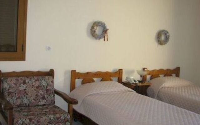 Skoutari Beach Hotel