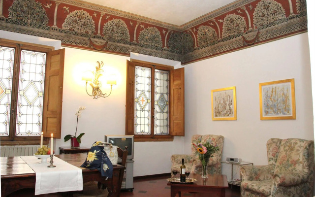 Florence View Apartments