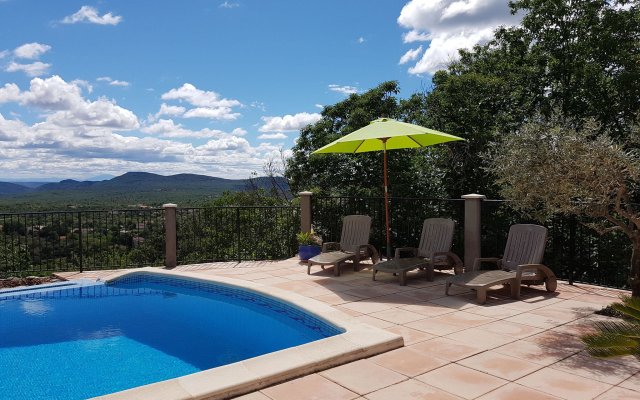 Holiday home in Courry, with private pool, covered terrace and beautiful views