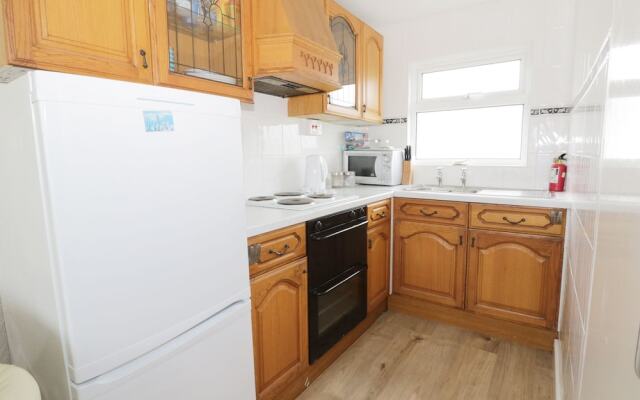 112 Beach Road Chalet Park