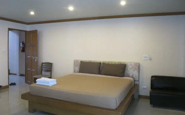 Rouge Service Apartment