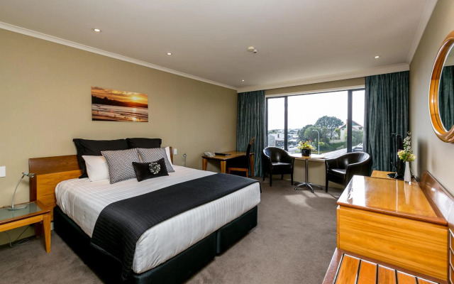 Plymouth International