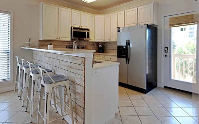 Molokai Villas #1A - River Side