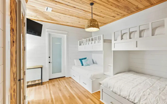 12 Periwinkle Ln - Beach Blessings