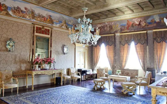 Palazzo Pucci B&B