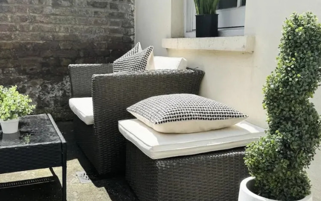 London Stylish 1 Bedroom Apartment With Garden