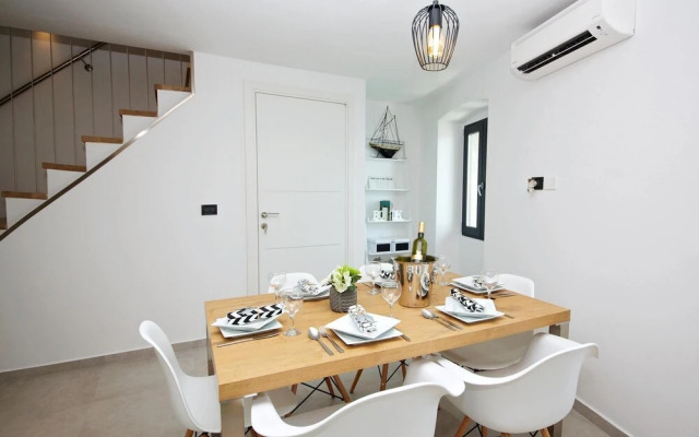 Panorama Antonia Two-bedroom Apartment