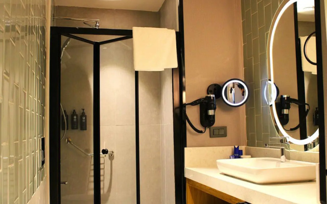 TRYP by Wyndham Istanbul Beyoglu