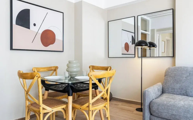 Berries 1-BR Apt in Larnaca