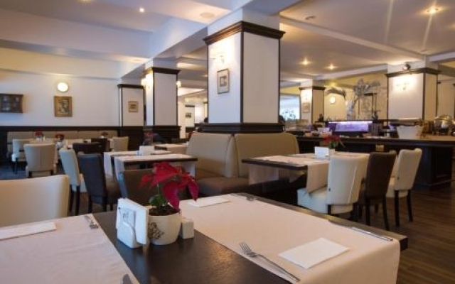 Hotel Pestera
