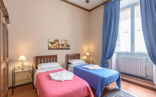 Luxury City Center Apartment