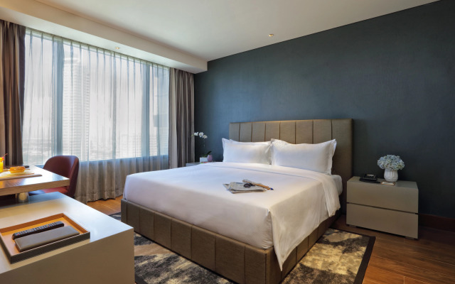 Makati Diamond Residences