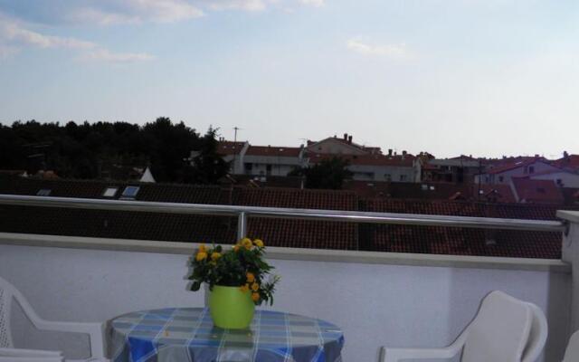 Apartments Trošt 40