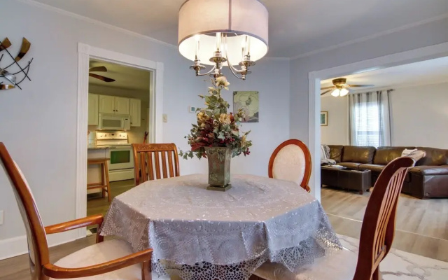 Charming Salisbury Getaway w/ Grill & Fire Pit!