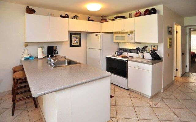 Hale Kamaole #113 - 1 Br Condo