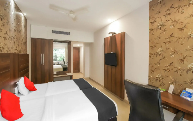 Capital O 18430 The Dawn Hotel