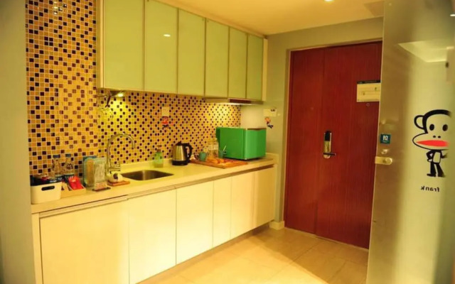 Chengdu Charm City Hotel