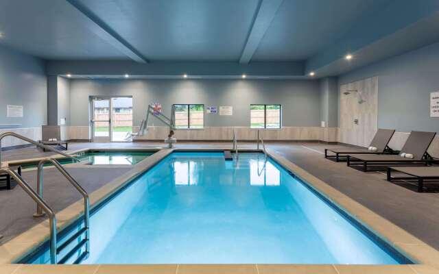 Baymont Inn & Suites by Wyndham Madison