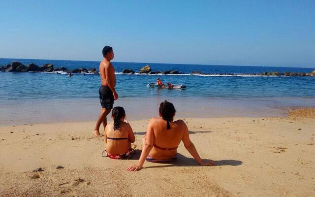Costa Sur Resort & Spa