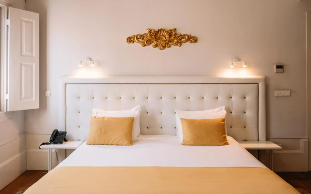 EMAJ Guimarães Boutique Hotel