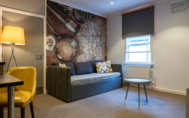 Stewart by Heeton Concept