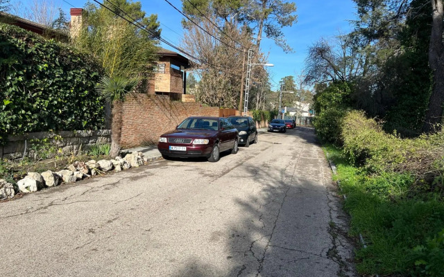 Luxurious 5 Bedroom Apartment in Moncloa-Aravaca