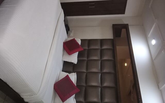 OYO 11150 Hotel JMD Rooms