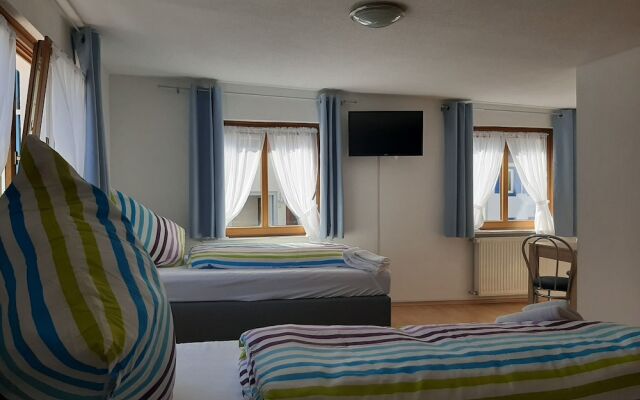 Gästehaus Pension Waldhorn