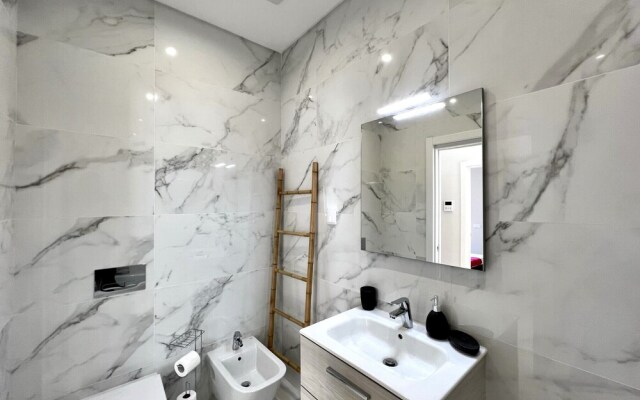 Praia DA Rocha Modern by Homing