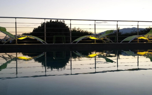 Private Hotel - Adults Only