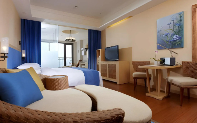 E-Da Royal Hotel