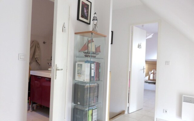 House With 2 Bedrooms in Ploëzal, With Furnished Garden - 17 km From t