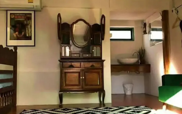 Pimthong Place