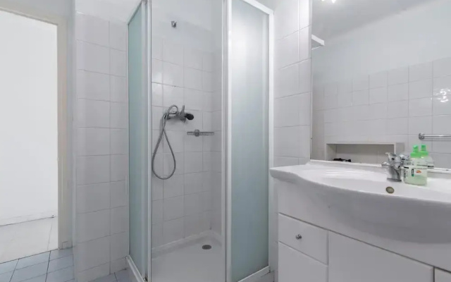 Spacious Studio Apartment Close to The Martinez - 2313