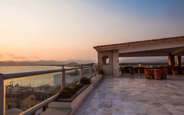 The Alondra Hotel