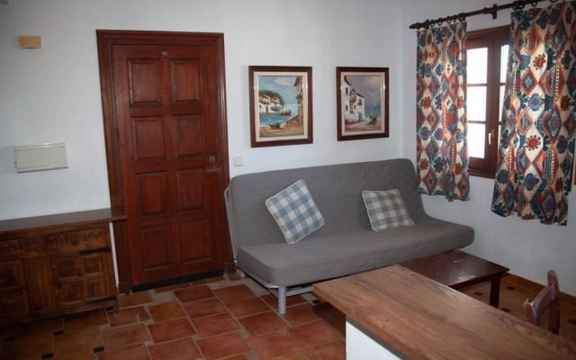 HOMEnFUN Cala n Porter