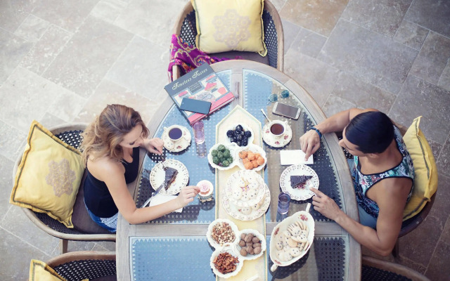 Elika Cave Suites & Spa