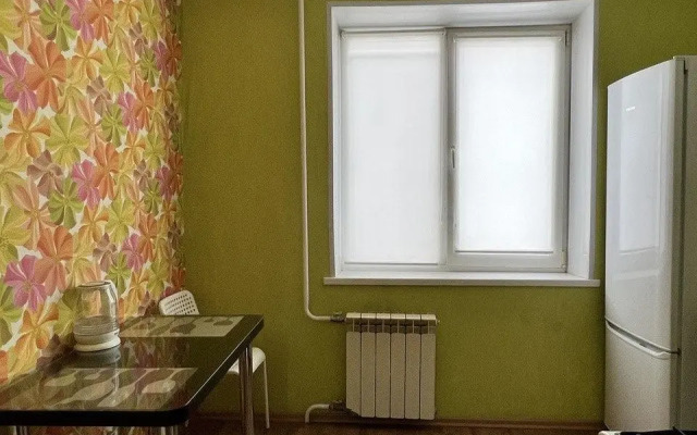 Apartments on Lenin Avenue, 80A