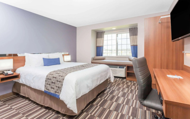 Microtel Inn & Suites by Wyndham Sault Ste. Marie