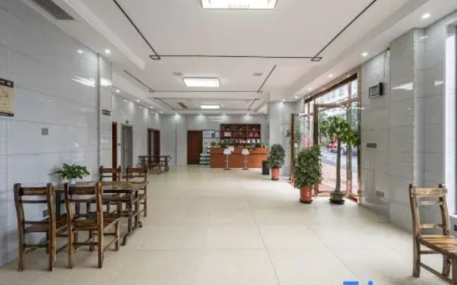 Zhuzhou Hengxin Business Hotel (Zhuzhou Fantawild Store)