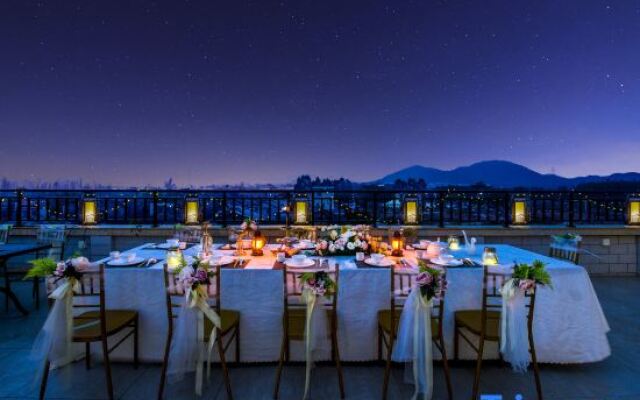 Zhuhai Guanli Shanyueli Homestay (Yuwenquan Store)