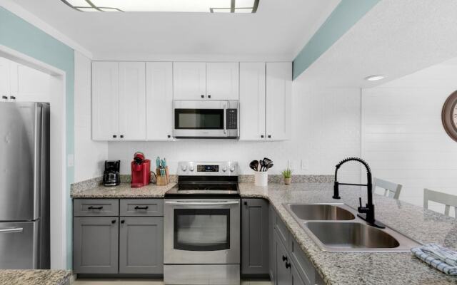 Edgewater Golf Villa 1409