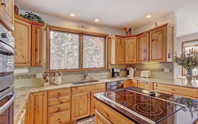 2542 Boreas Pass Private Home with Hot Tub