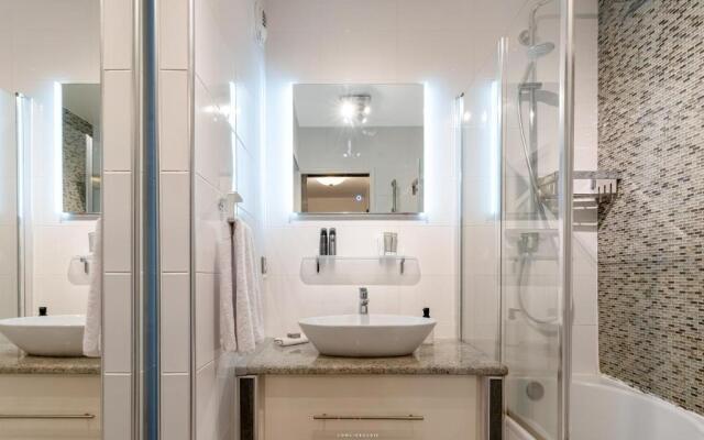 Disneyland-Paris 5pers, Parking, Wifi, Netflix