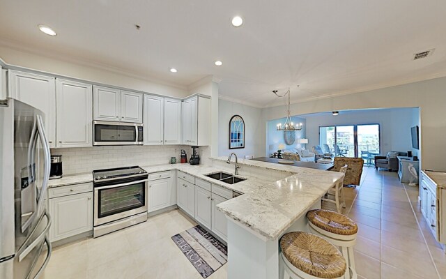 300cbw32 3 Bedroom Condo