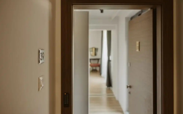 Dec Apartments