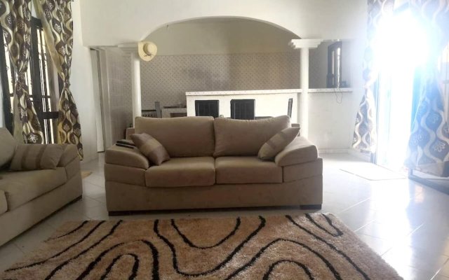 Villa With 3 Bedrooms in Ngaparou, With Wonderful City View, Private P — фото 2