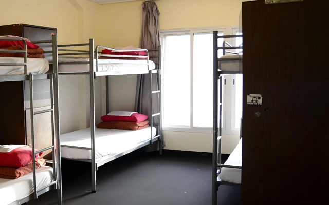 790 on George Backpackers