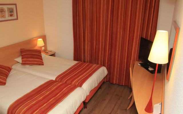 Logis Hotel Uzes Pont du Gard